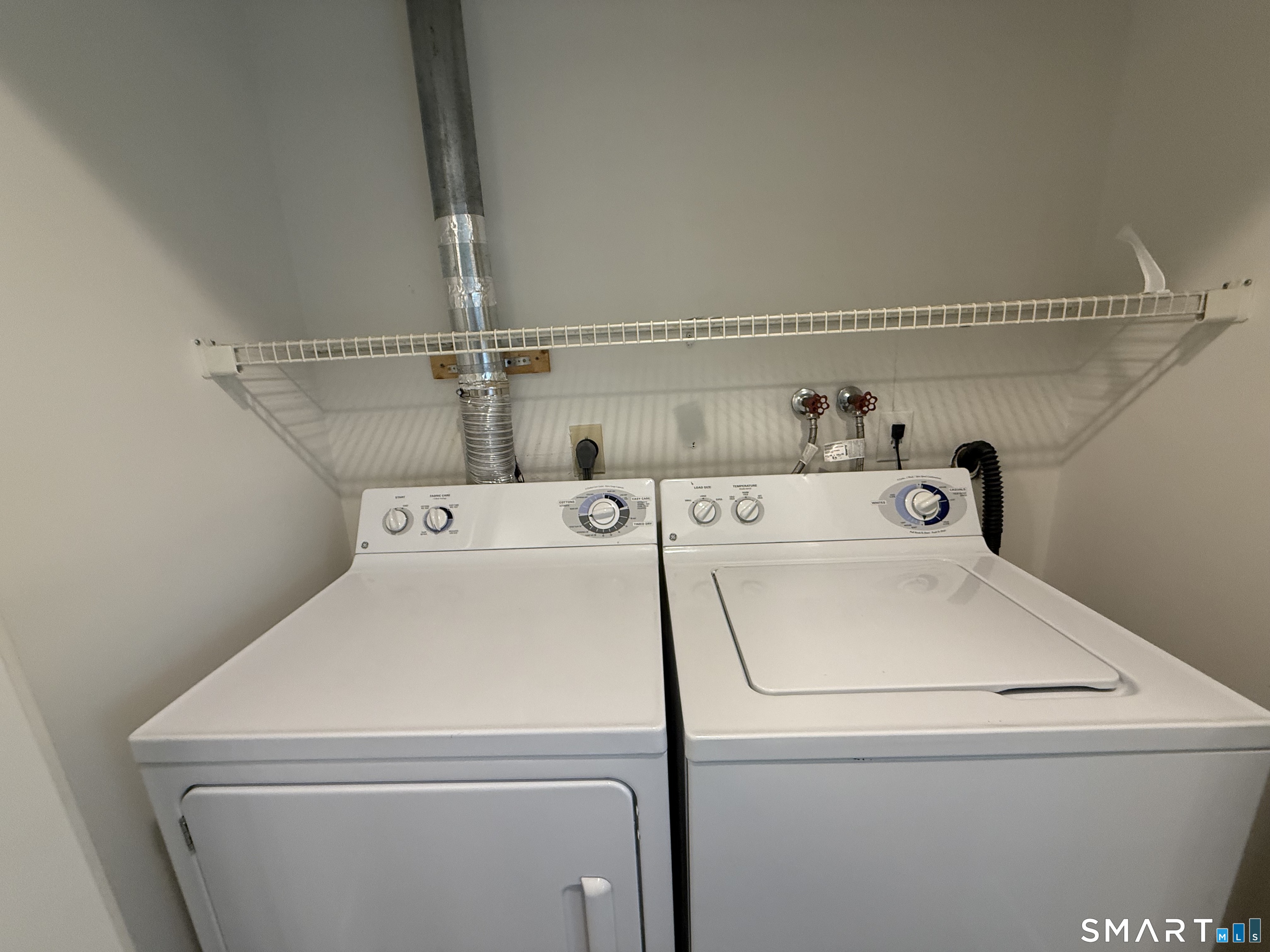9 Silversmith Drive Danbury CT 06811