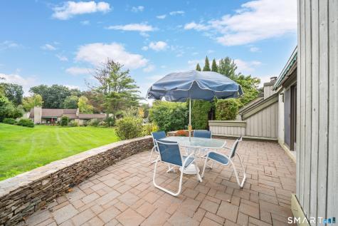 633 Heritage Village Southbury CT 06488