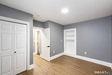 23 Charter Oak Place Hartford CT 06106