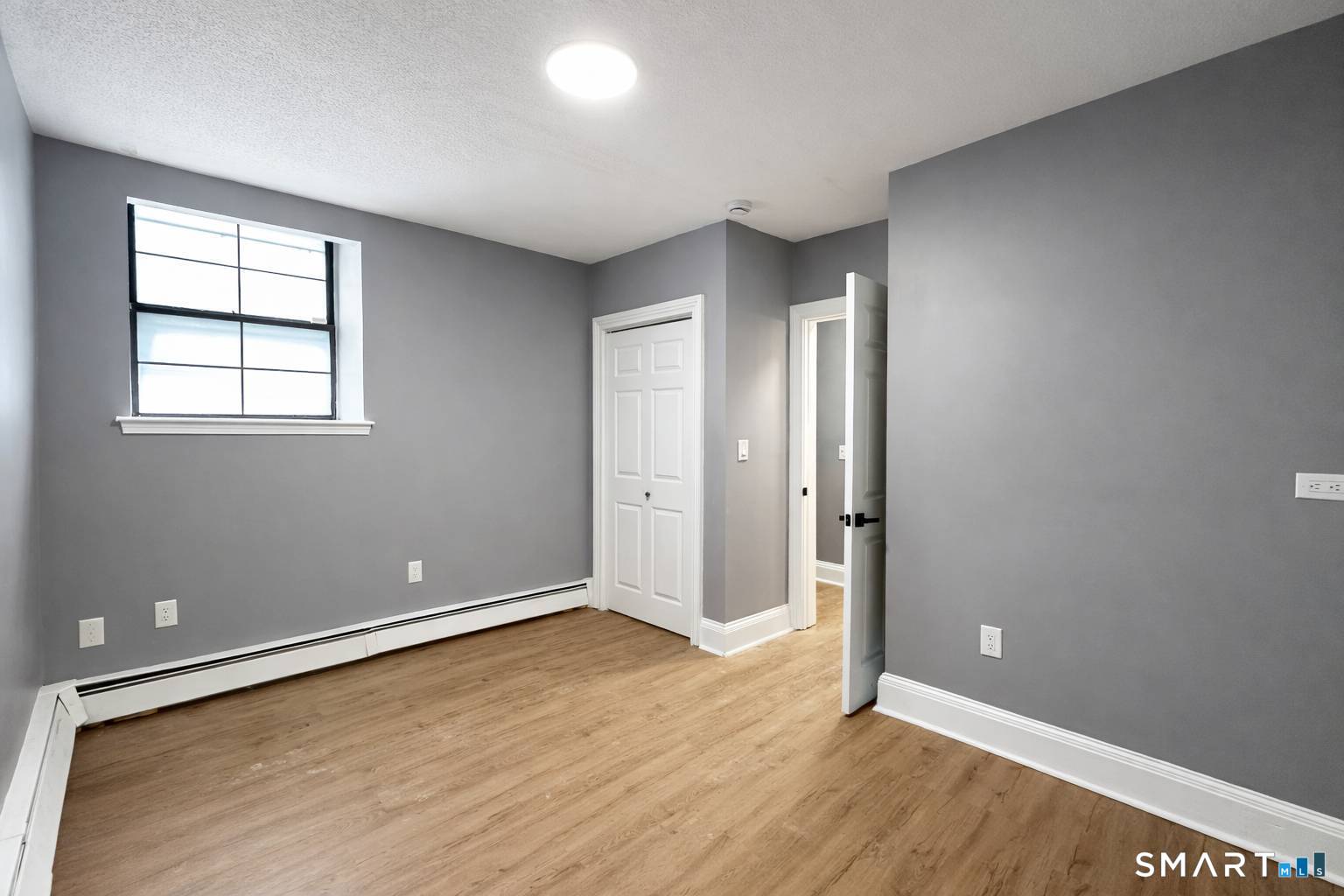 23 Charter Oak Place Hartford CT 06106