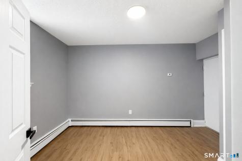 23 Charter Oak Place Hartford CT 06106