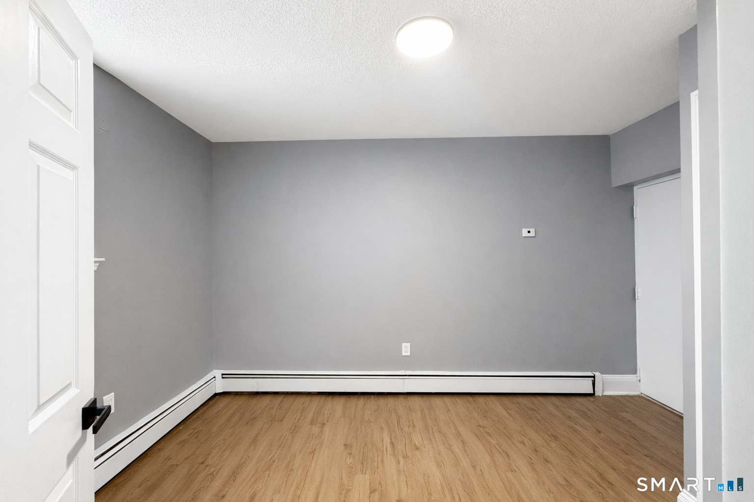 23 Charter Oak Place Hartford CT 06106