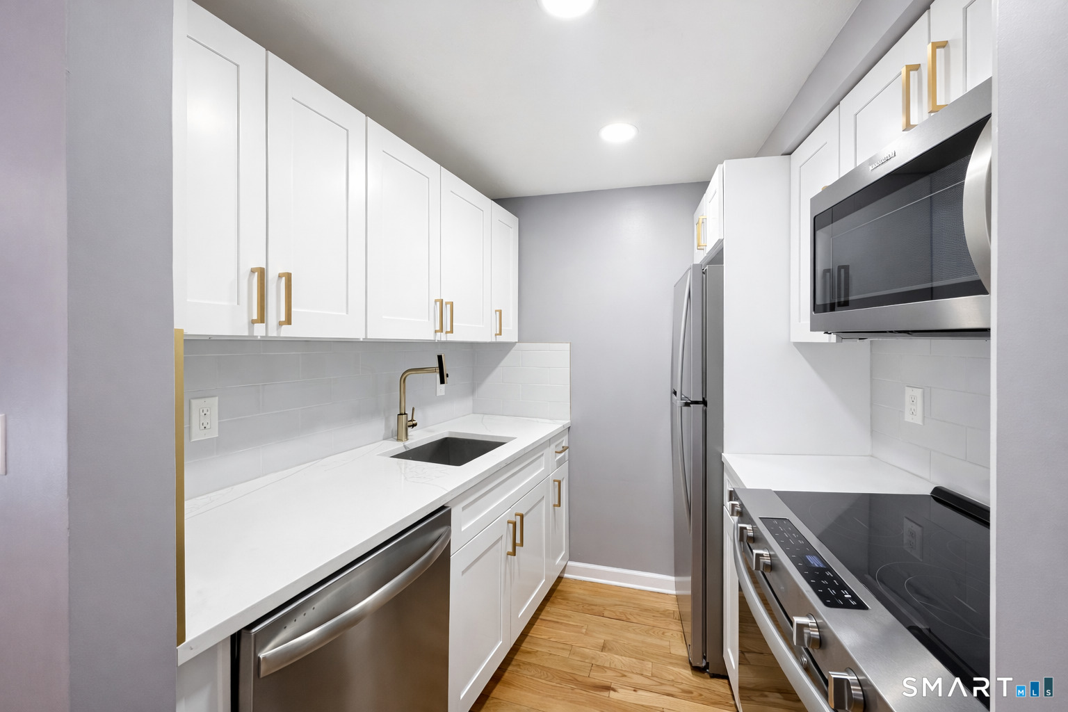 23 Charter Oak Place Hartford CT 06106