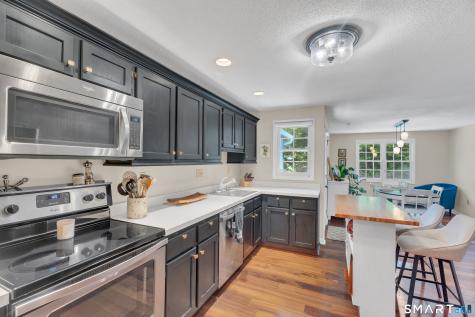 17 Mallard Court Wallingford CT 06492