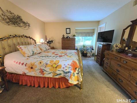 732 Heritage Village Southbury CT 06488