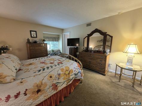 732 Heritage Village Southbury CT 06488