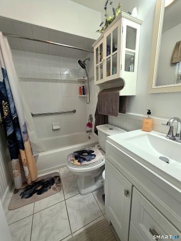 732 Heritage Village Southbury CT 06488