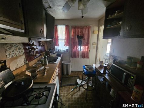 81 Louisiana Avenue Bridgeport CT 06610