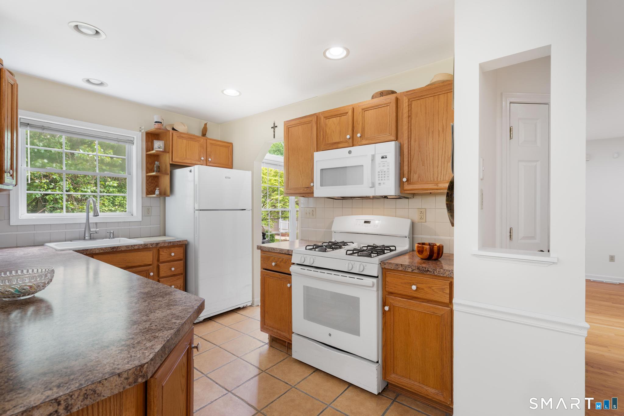 25 Hamden Hills Drive Hamden CT 06518