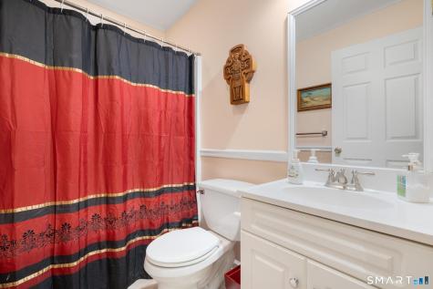 25 Hamden Hills Drive Hamden CT 06518