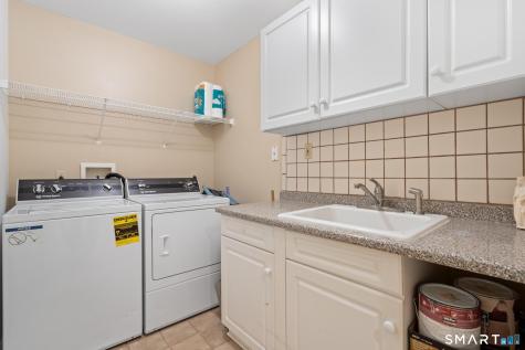 25 Hamden Hills Drive Hamden CT 06518