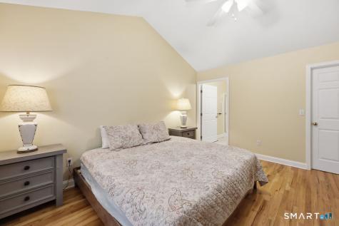 98 Haley Lane Newtown CT 06482