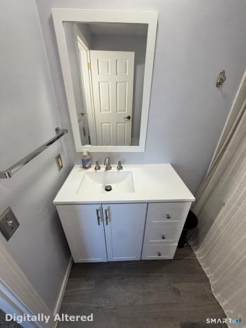 91 Riverview Road East Lyme CT 06333