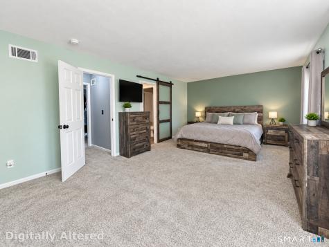 91 Riverview Road East Lyme CT 06333