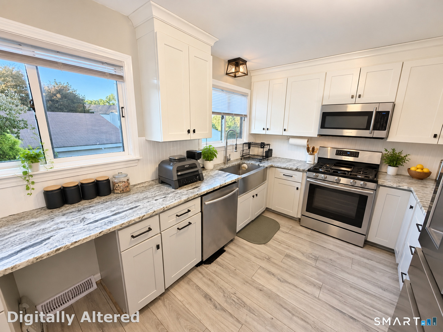 91 Riverview Road East Lyme CT 06333