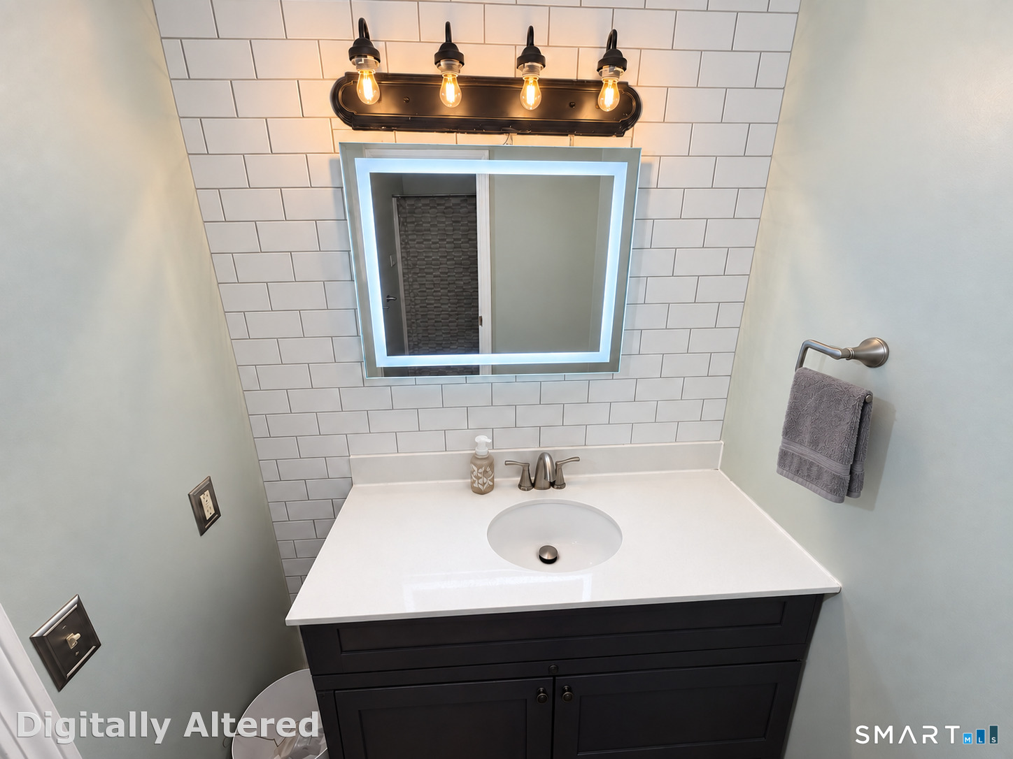 91 Riverview Road East Lyme CT 06333