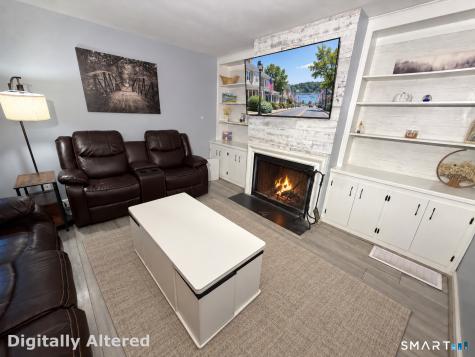 91 Riverview Road East Lyme CT 06333