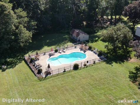 91 Riverview Road East Lyme CT 06333