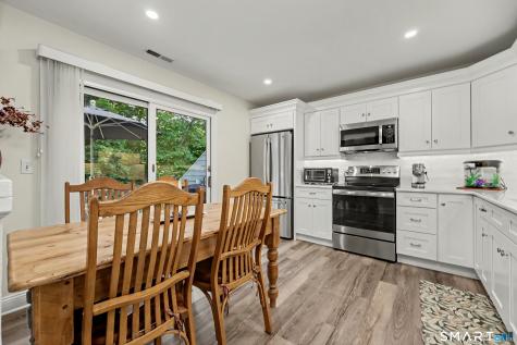 70 Fawn Ridge Lane Norwalk CT 06851