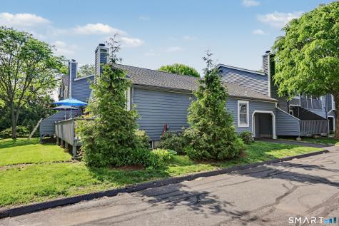 70 Fawn Ridge Lane Norwalk CT 06851