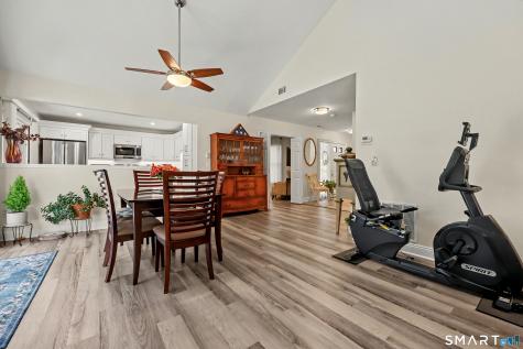70 Fawn Ridge Lane Norwalk CT 06851