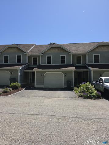 205 Brookes Landing Killingly CT 06239