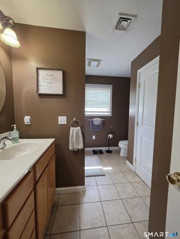 205 Brookes Landing Killingly CT 06239