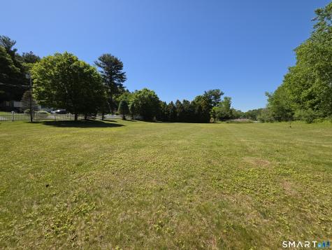 205 Brookes Landing Killingly CT 06239