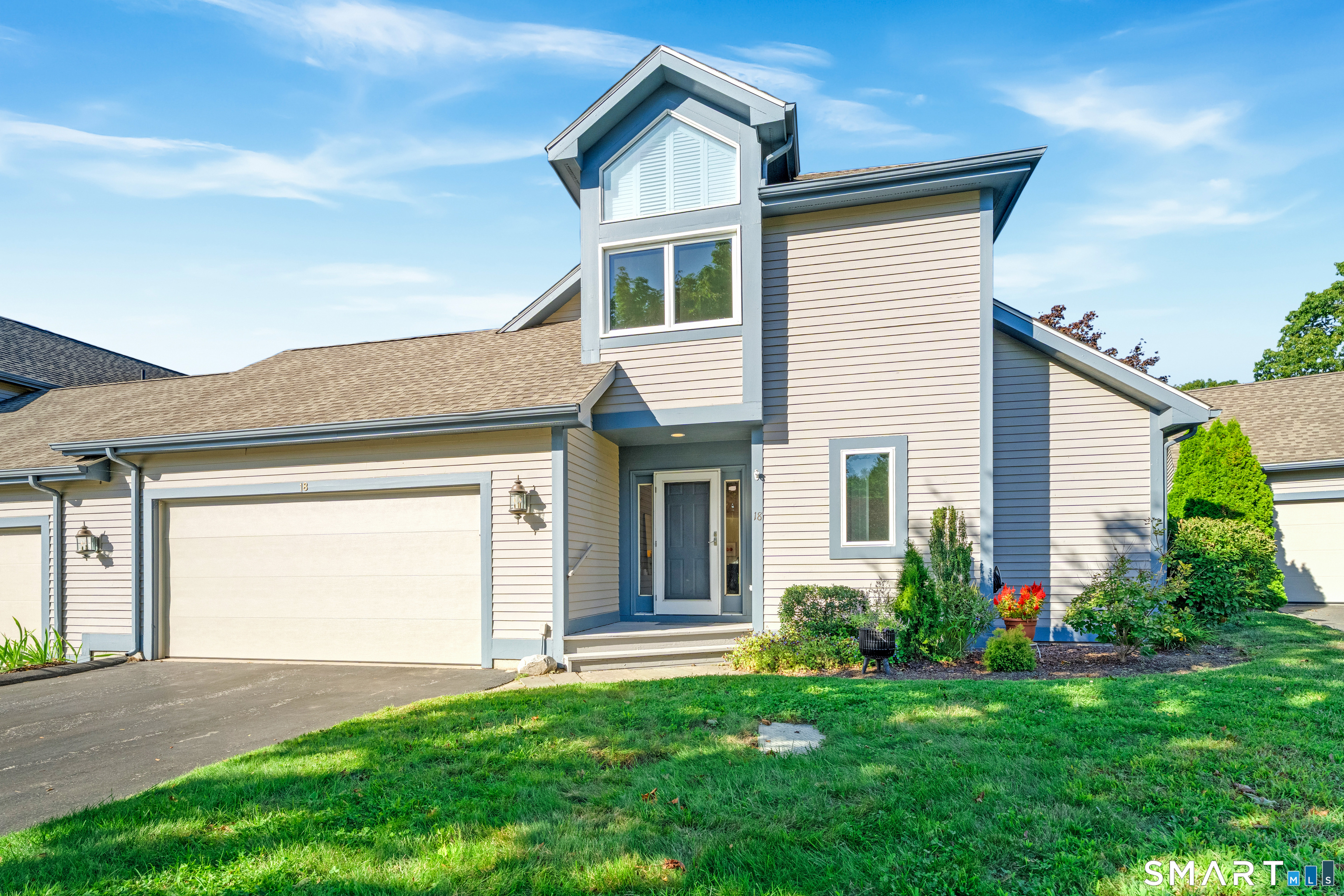 18 Elizabeth Court Stonington CT 06355