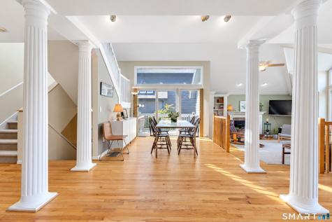18 Elizabeth Court Stonington CT 06355