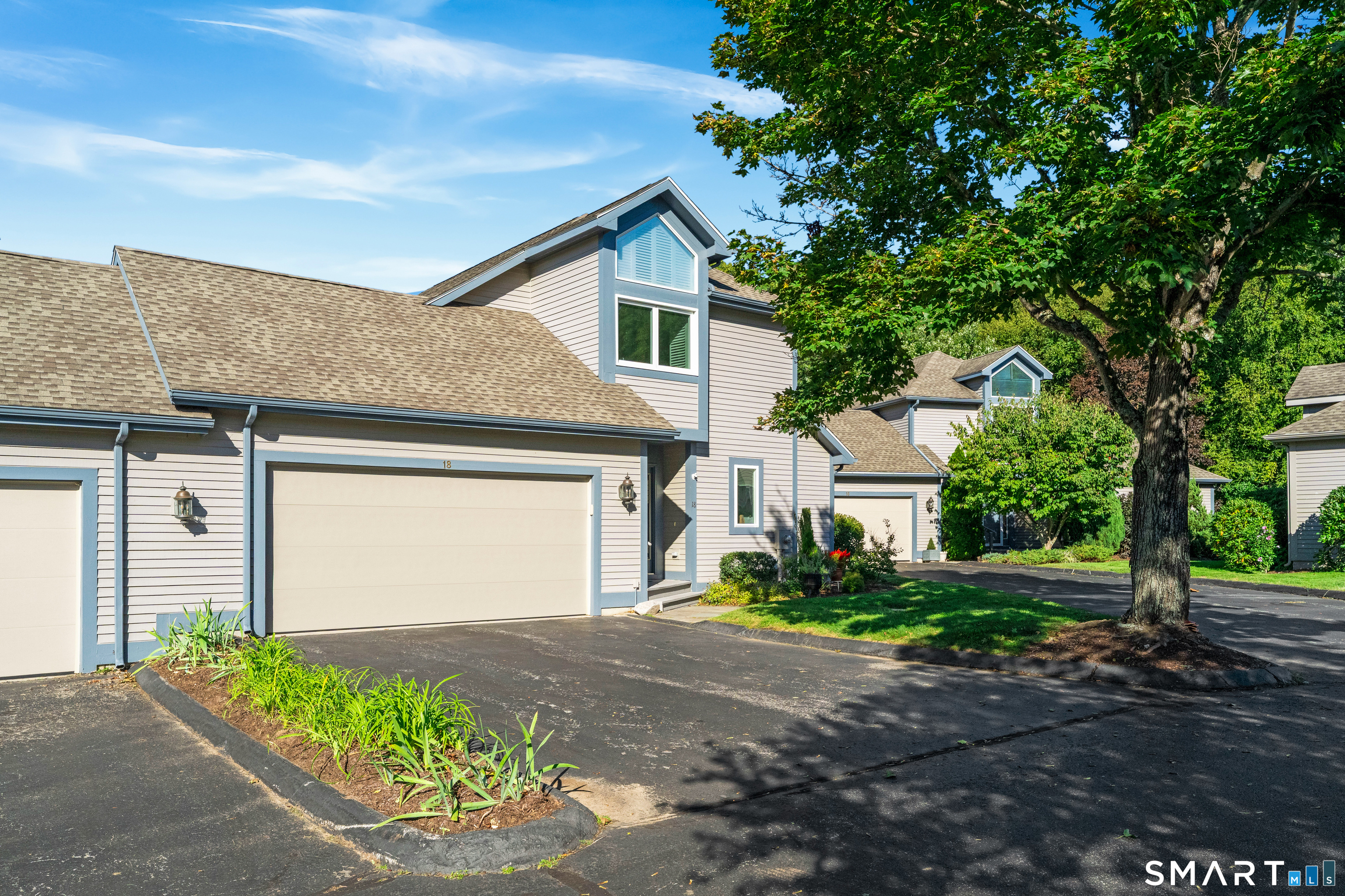 18 Elizabeth Court Stonington CT 06355