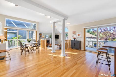 18 Elizabeth Court Stonington CT 06355