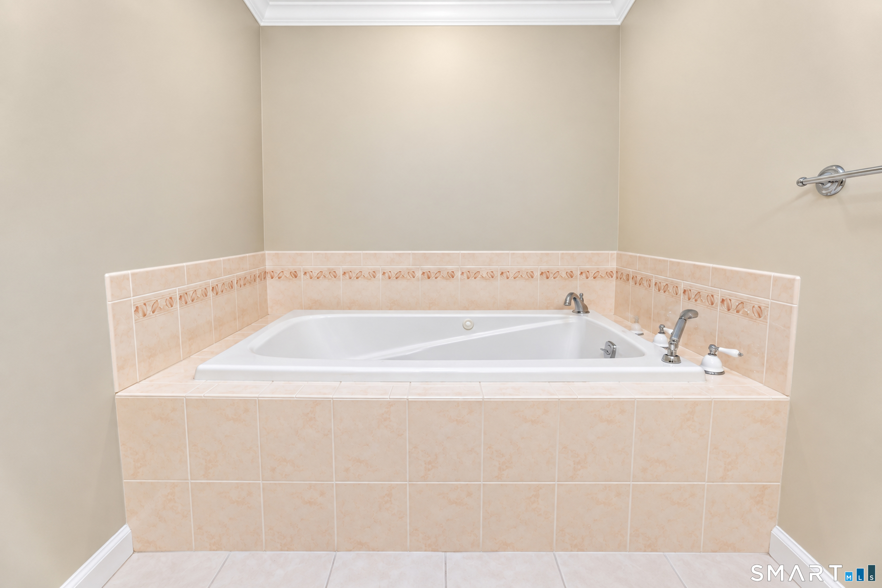 18 Elizabeth Court Stonington CT 06355