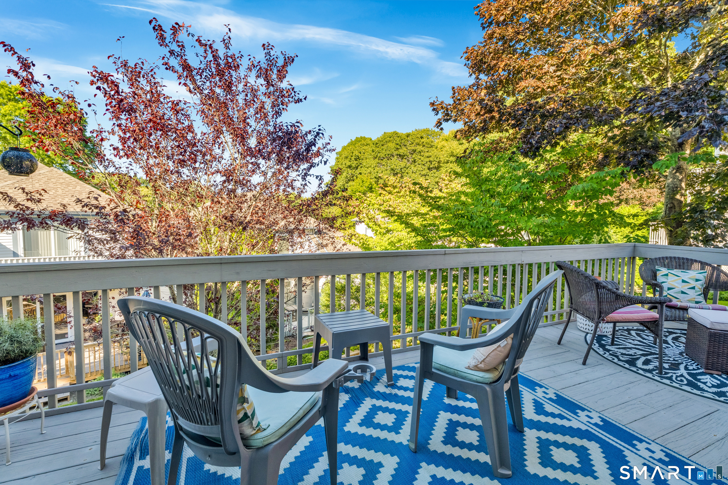 18 Elizabeth Court Stonington CT 06355