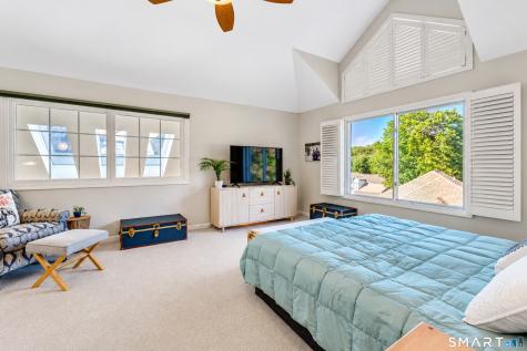 18 Elizabeth Court Stonington CT 06355