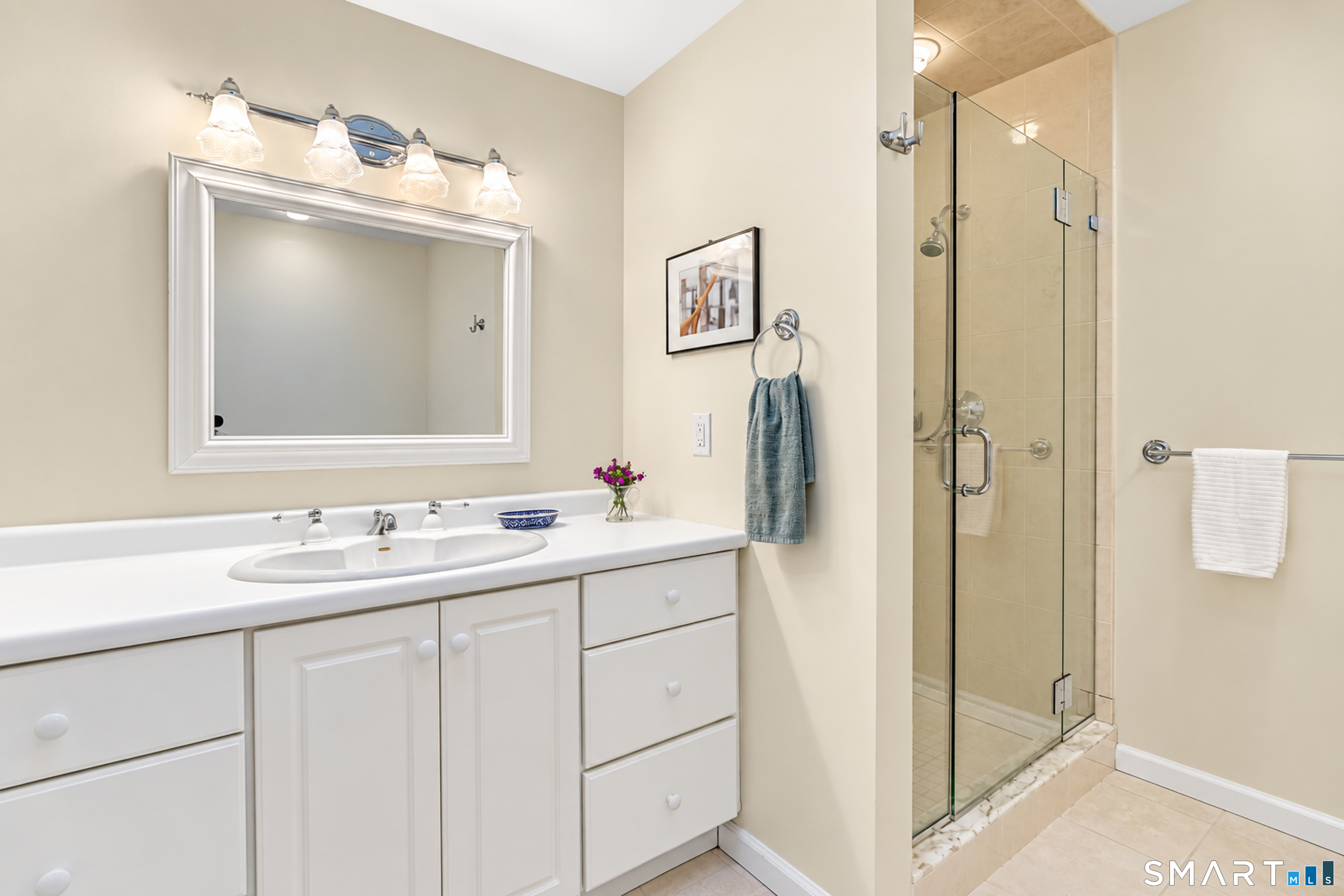 18 Elizabeth Court Stonington CT 06355