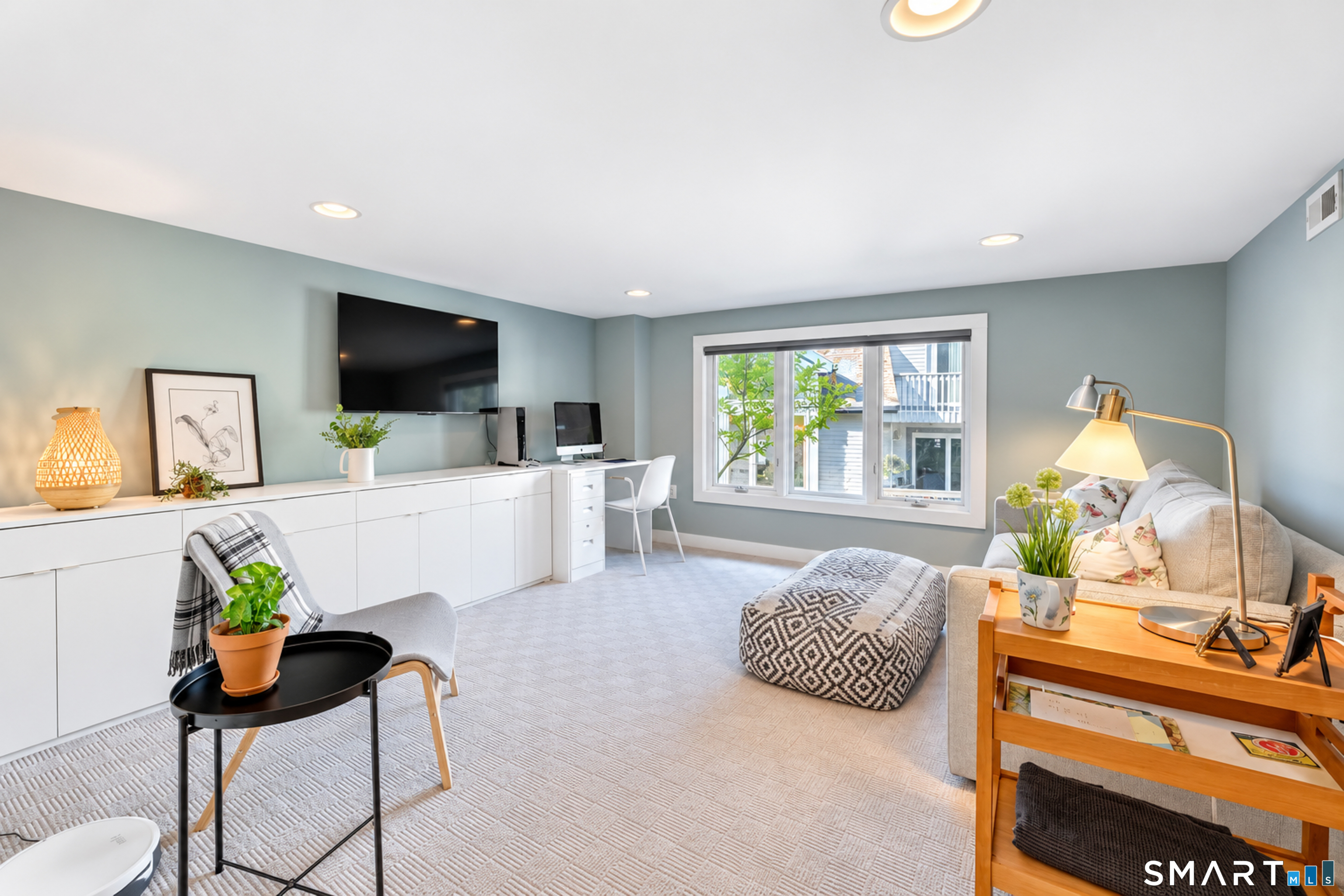 18 Elizabeth Court Stonington CT 06355