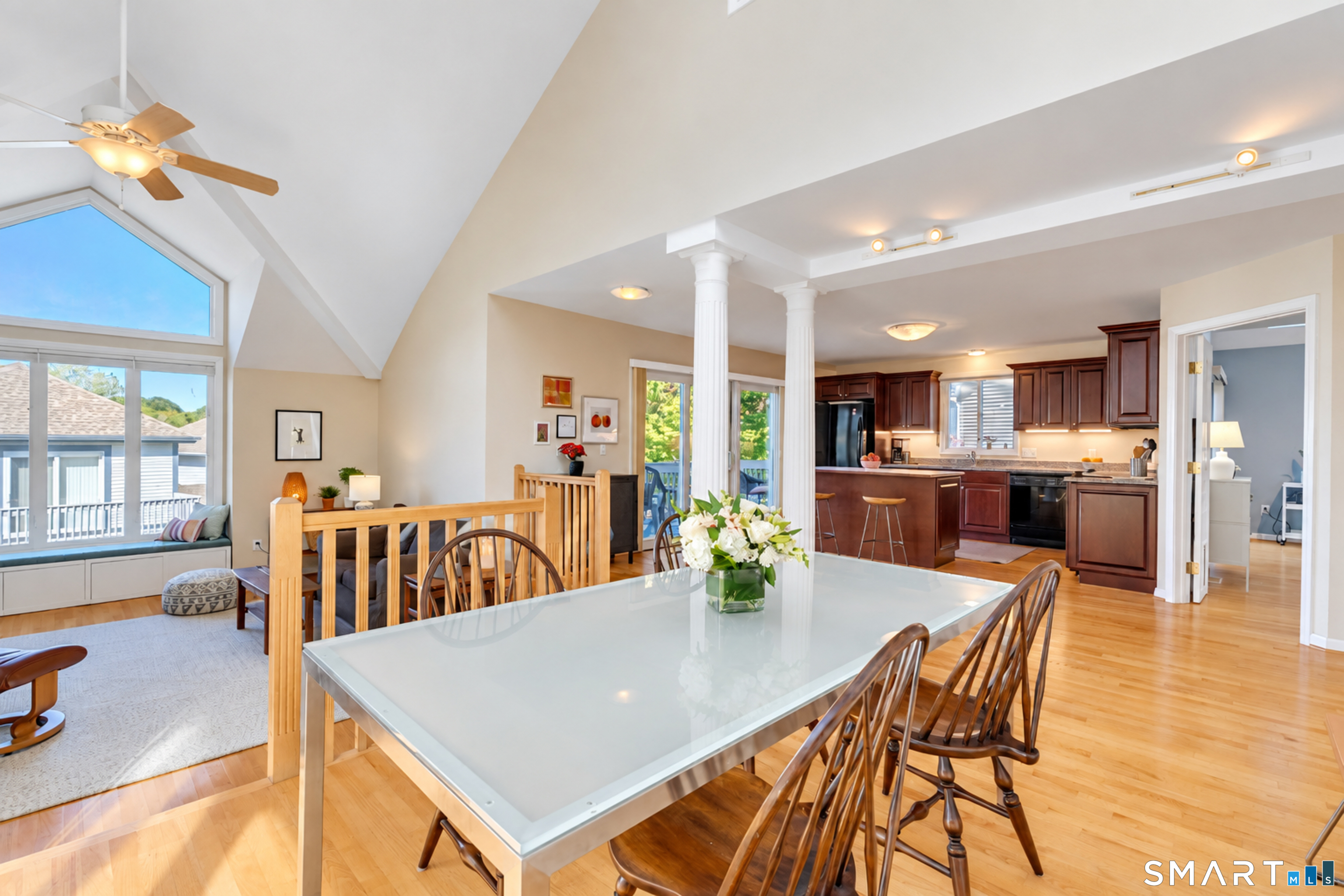 18 Elizabeth Court Stonington CT 06355