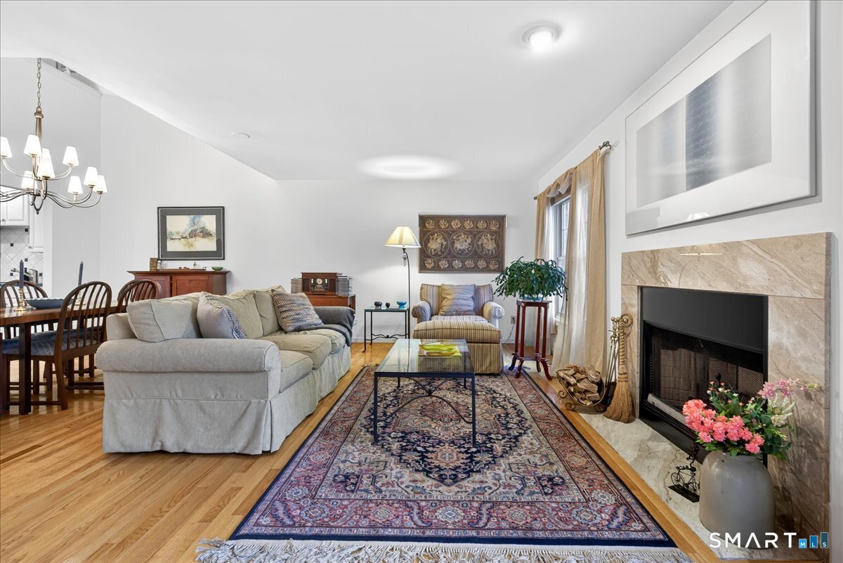 1925 Shepard Avenue Hamden CT 06518