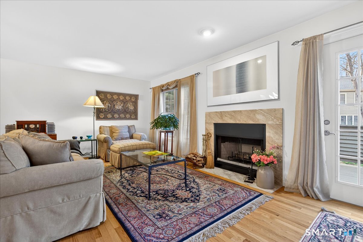 1925 Shepard Avenue Hamden CT 06518