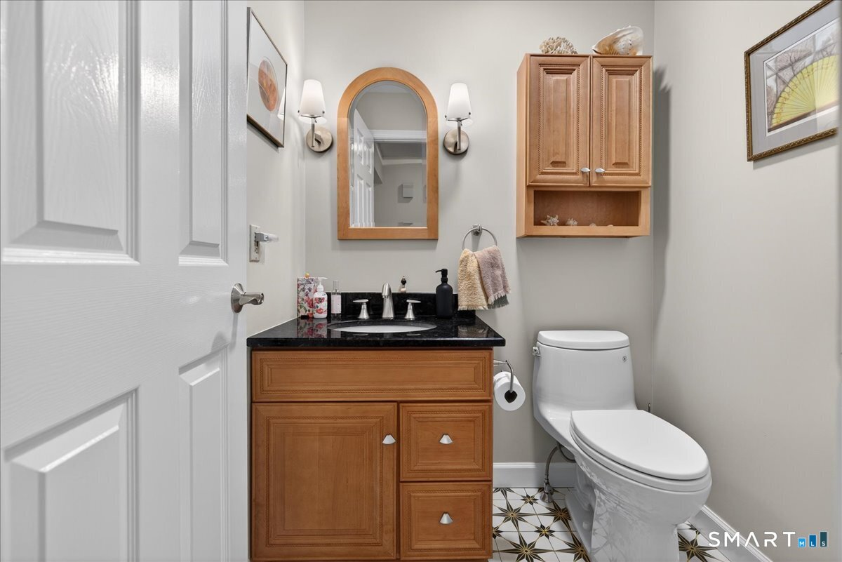1925 Shepard Avenue Hamden CT 06518