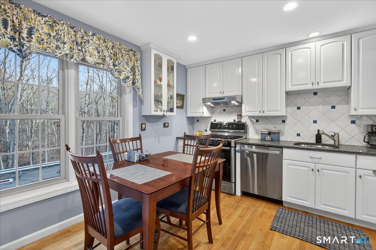 1925 Shepard Avenue Hamden CT 06518