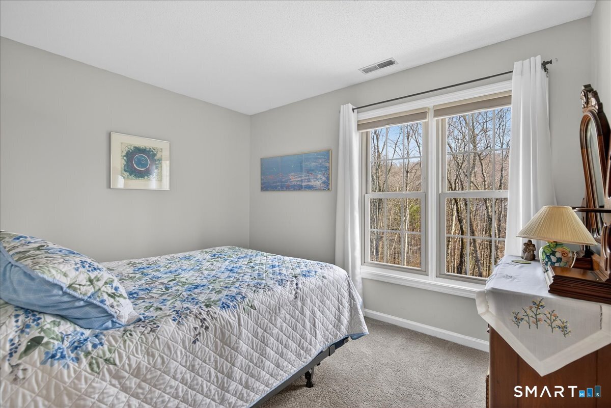 1925 Shepard Avenue Hamden CT 06518