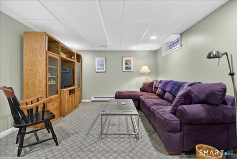 1925 Shepard Avenue Hamden CT 06518