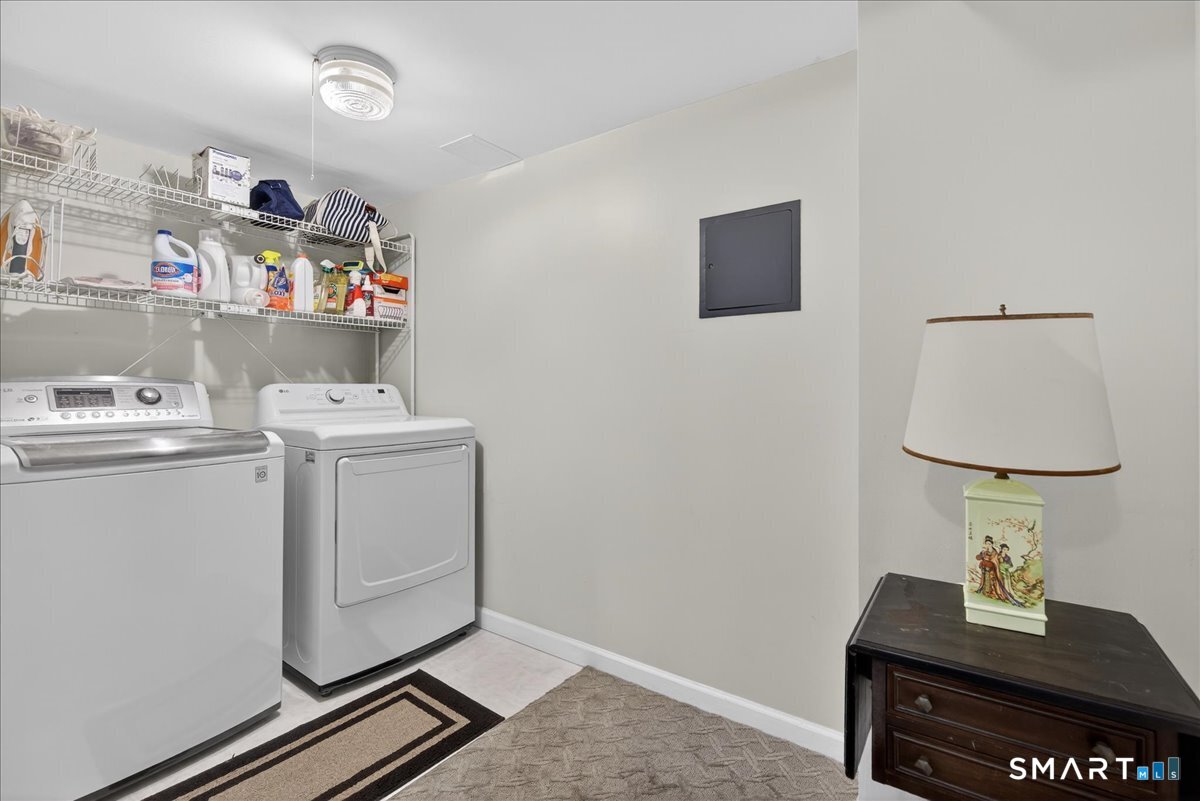 1925 Shepard Avenue Hamden CT 06518