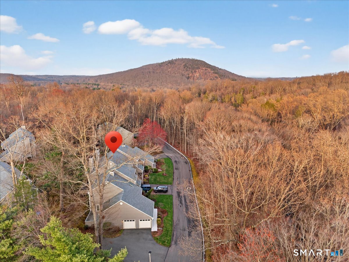 1925 Shepard Avenue Hamden CT 06518