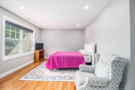 11 Tall Oaks Drive New Milford CT 06776