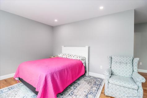 11 Tall Oaks Drive New Milford CT 06776