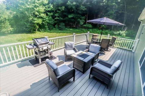 11 Tall Oaks Drive New Milford CT 06776