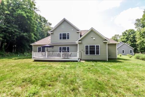 11 Tall Oaks Drive New Milford CT 06776